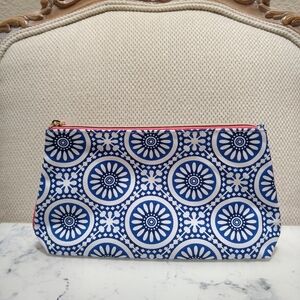 New Makeup Cosmetics Clutch Pouch Bag